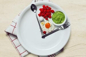 Intermittent fasting conceptual image Credit: Carol Yepes (Getty Images)