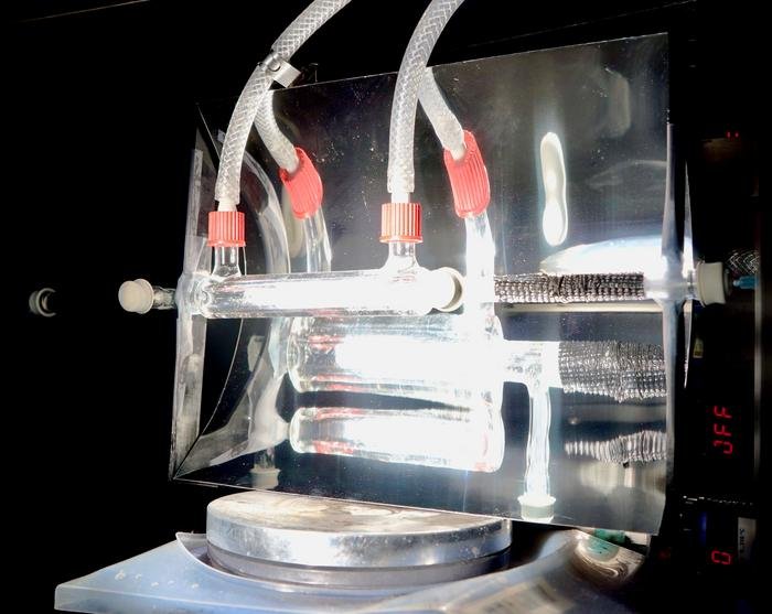 Researchers have developed a reactor that pulls carbon dioxide directly from the air and converts it into sustainable fuel, using sunlight as the power source.